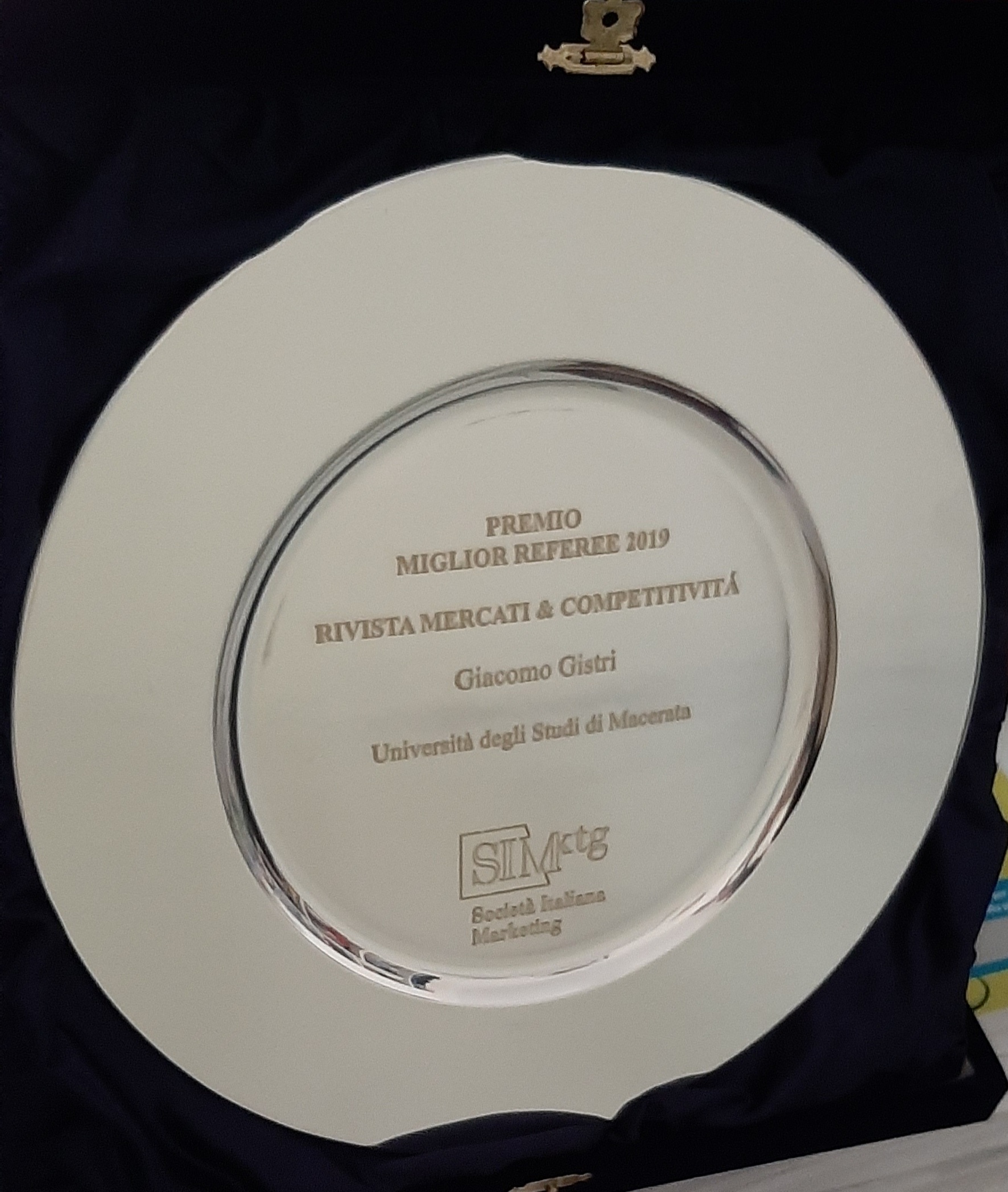 Prof. Giacomo Gistri assegnazione premio come miglior referee del 2019 per la rivista Mercati e Competitività